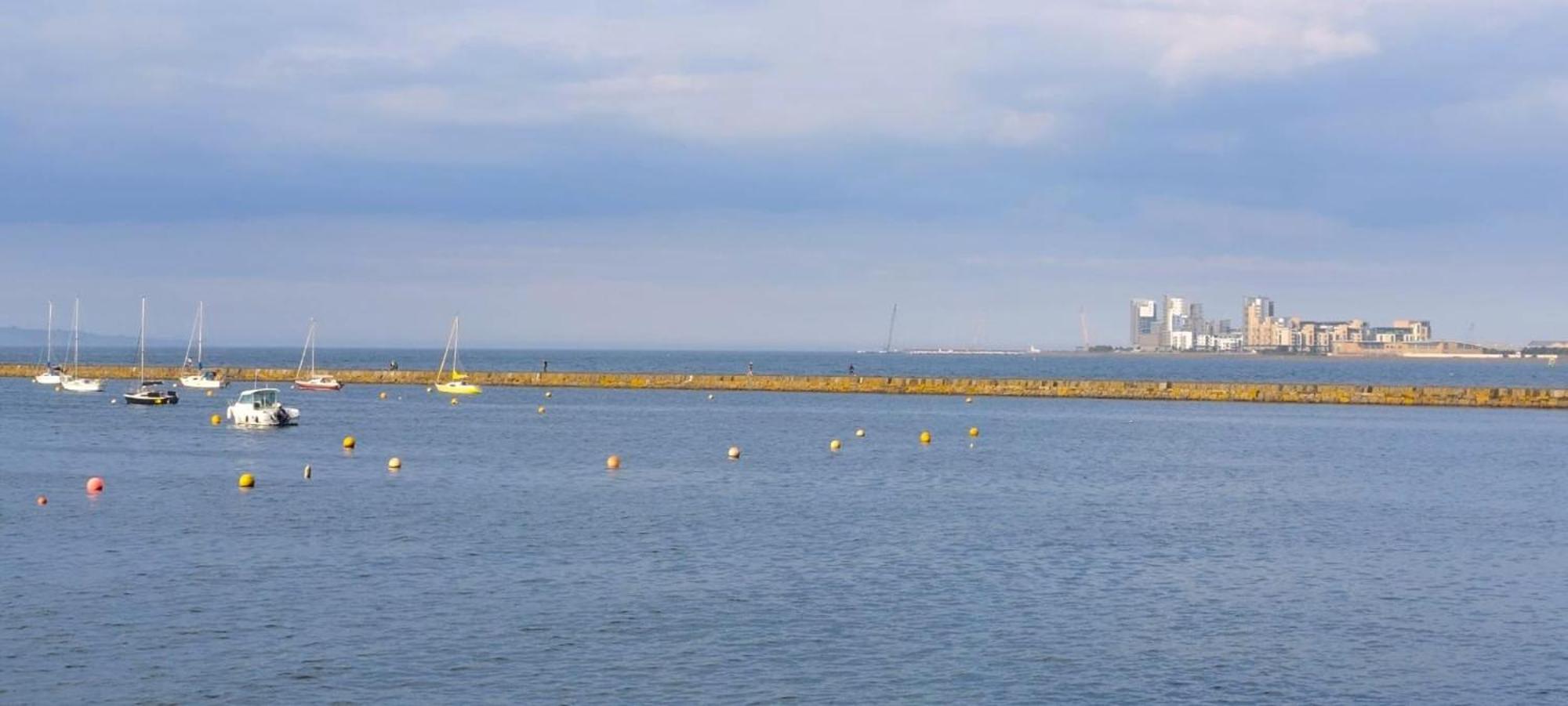 Lovely Sea Rooms, Easy Access To Centre & Airport EDI Exteriér fotografie